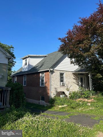 2413 ARLINGTON AVE, Abington, PA 19001