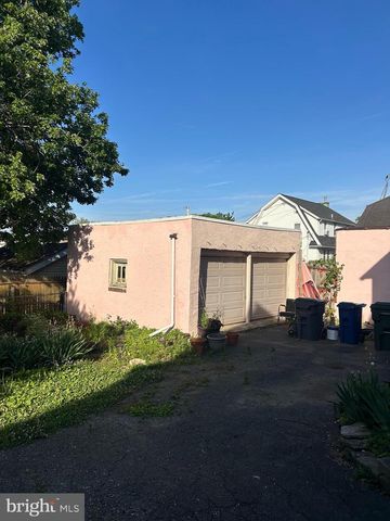 2413 ARLINGTON AVE, Abington, PA 19001