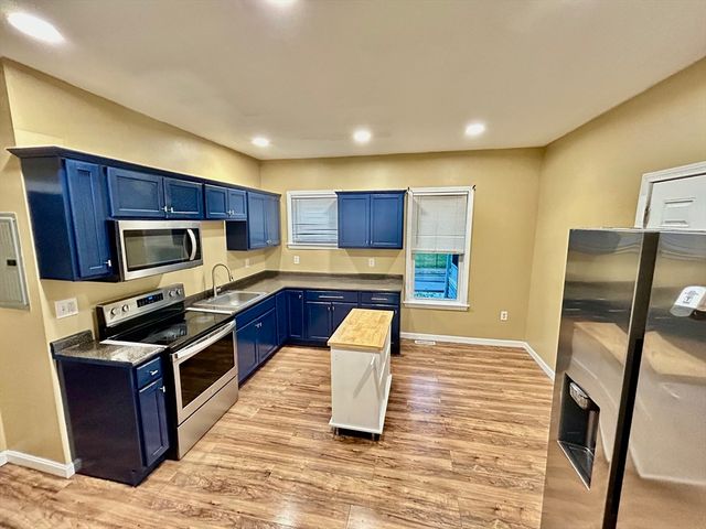 65 Clifton Ave 1, Brockton, MA 02301