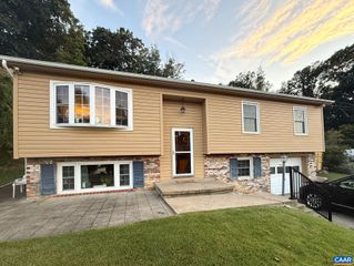 665 GLORIA PL, Staunton, VA 24401
