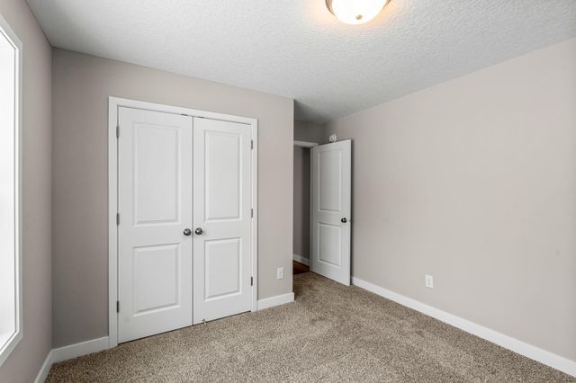 7420 Glengarry Place, Eden Prairie, MN 55344