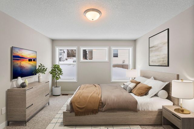 7420 Glengarry Place, Eden Prairie, MN 55344