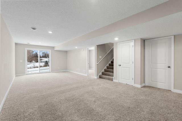 7420 Glengarry Place, Eden Prairie, MN 55344