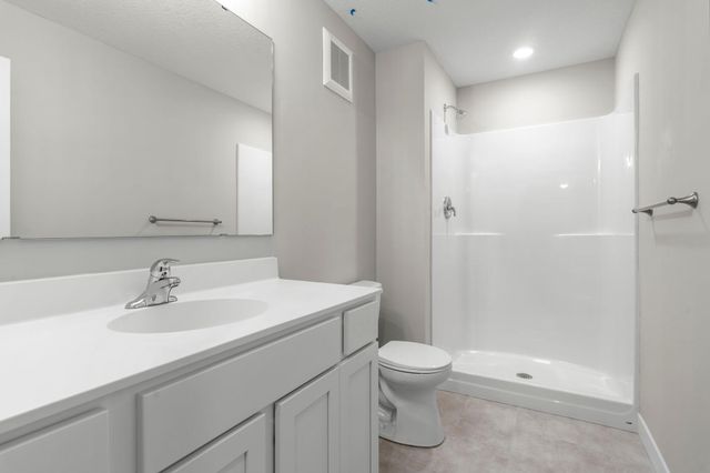 7420 Glengarry Place, Eden Prairie, MN 55344