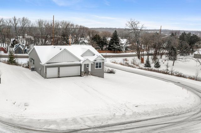 7420 Glengarry Place, Eden Prairie, MN 55344