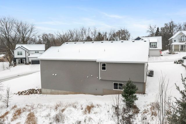 7420 Glengarry Place, Eden Prairie, MN 55344