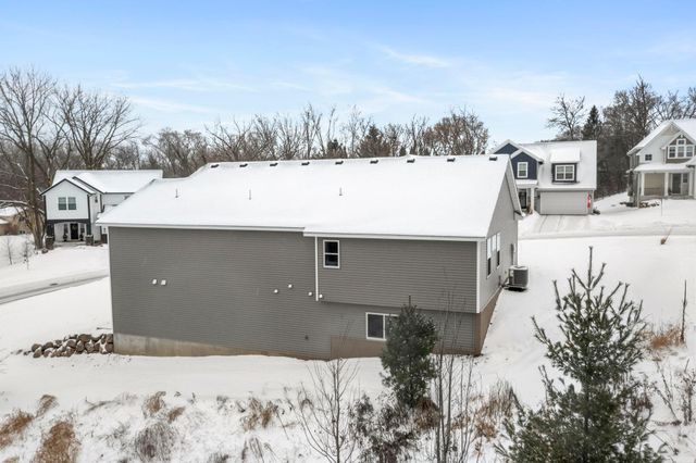 7420 Glengarry Place, Eden Prairie, MN 55344