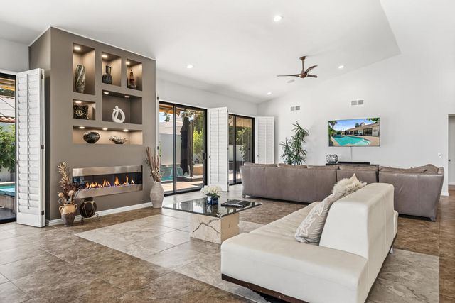 75377 Montecito Drive, Indian Wells, CA 92210