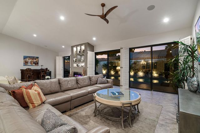 75377 Montecito Drive, Indian Wells, CA 92210