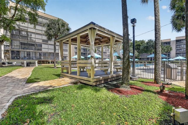 2808 N 46th Ave E654, Hollywood, FL 33021