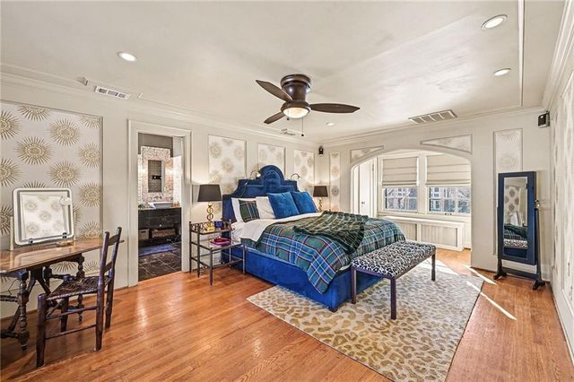 624 W 70th Terrace, Kansas City, MO 64113