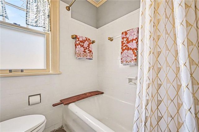 624 W 70th Terrace, Kansas City, MO 64113