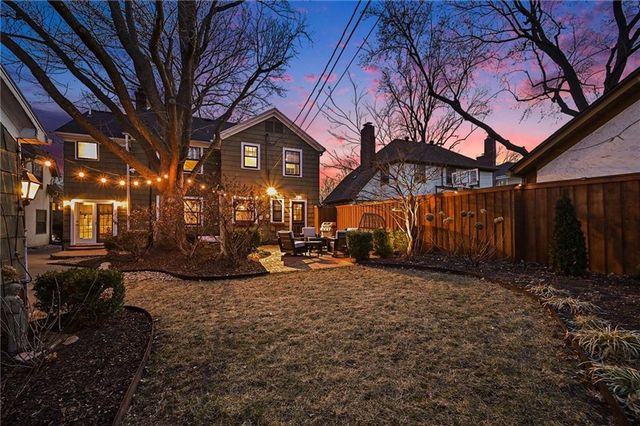 624 W 70th Terrace, Kansas City, MO 64113