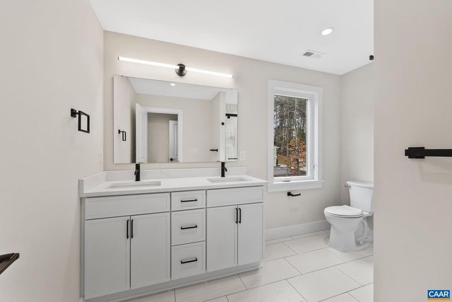 34 TURKEYSAG TRL, Palmyra, VA 22963