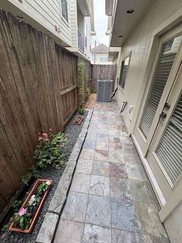 342 Baron Street, Houston, TX 77020