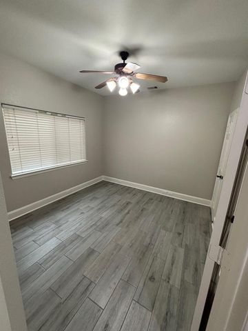 342 Baron Street, Houston, TX 77020