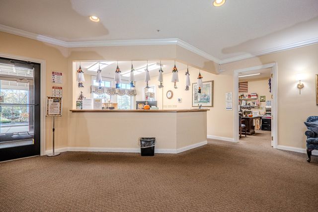 801 N Mclean Boulevard 320, Elgin, IL 60123