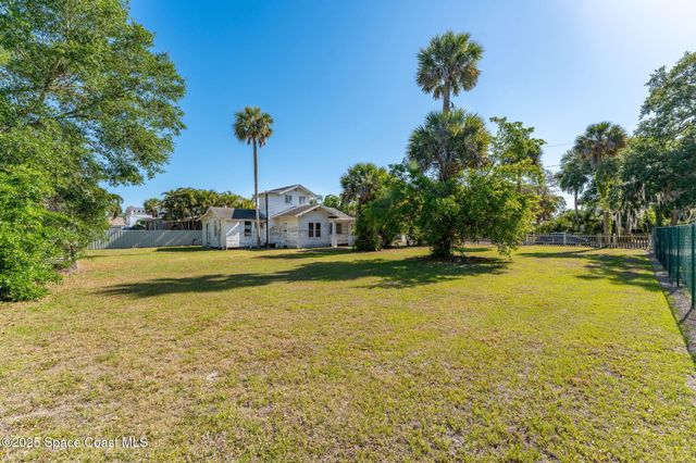 2106 Vernon Place, Melbourne, FL 32901