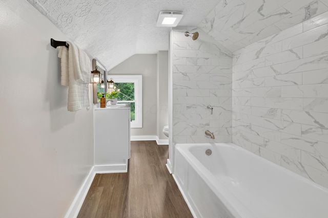 206 Collingwood Avenue, Columbus, OH 43213