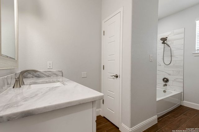 19146 MCCONNELL RD, Atascosa, TX 78002