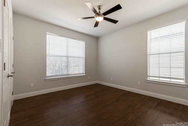 19146 MCCONNELL RD, Atascosa, TX 78002