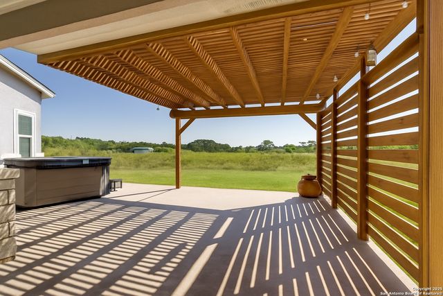 19146 MCCONNELL RD, Atascosa, TX 78002