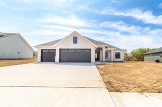 4512 ROYAL COUNTY RD, Columbia, MO 65201