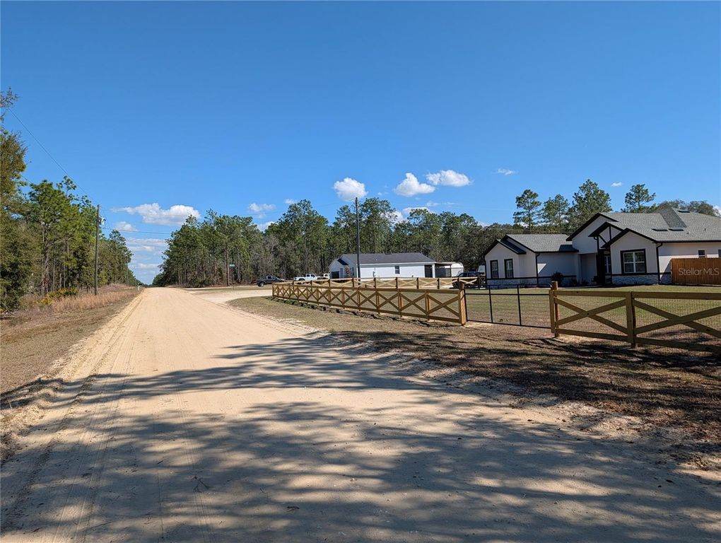 Image 3 of property listing at SW 81ST STREET, Dunnellon, FL 34432