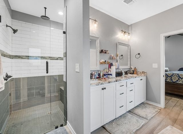 523 Mitchell Ryan, Wake Village, TX 75501