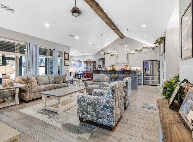 523 Mitchell Ryan, Wake Village, TX 75501