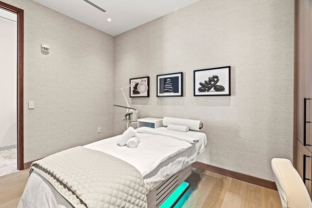 682 Atlantic Ave 38B, Boston, MA 02111