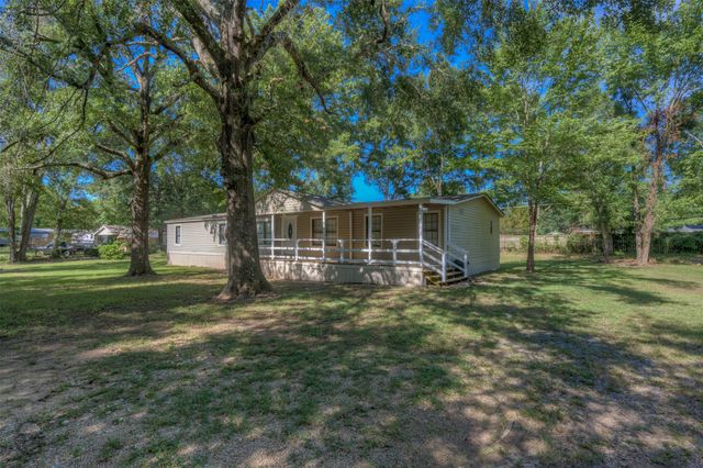 7168 Golden Meadows Road, Greenwood, LA 71033