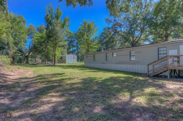 7168 Golden Meadows Road, Greenwood, LA 71033