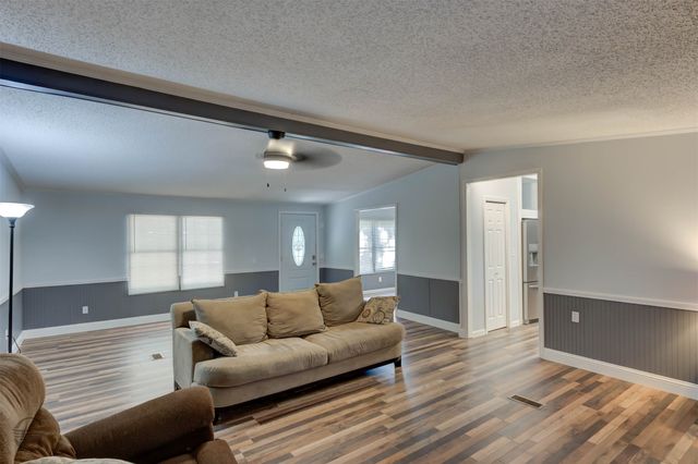 7168 Golden Meadows Road, Greenwood, LA 71033