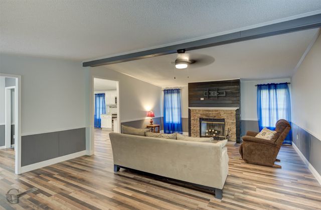 7168 Golden Meadows Road, Greenwood, LA 71033