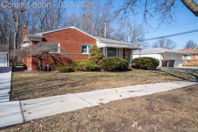 3832 Longmeadow Drive, Trenton, MI 48183