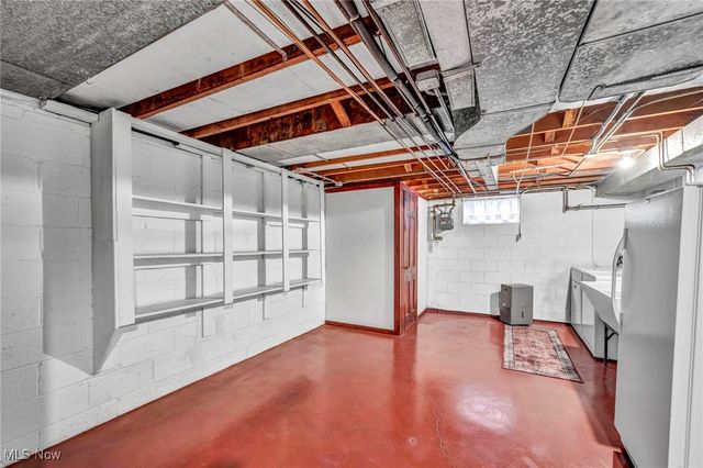 297 E 260th Street, Euclid, OH 44132