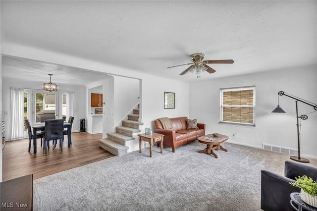 297 E 260th Street, Euclid, OH 44132