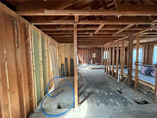 2608 Moundview Drive, Lawrence, KS 66049