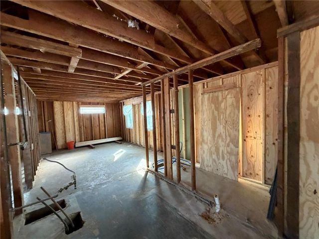 2608 Moundview Drive, Lawrence, KS 66049