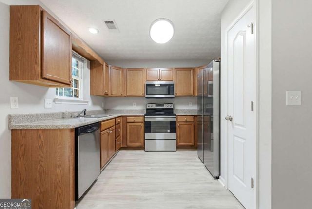 605 Magnolia Gardens Walk, Mcdonough, GA 30253