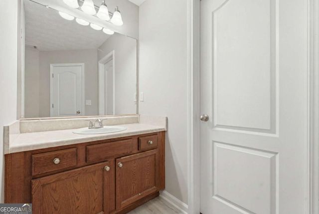 605 Magnolia Gardens Walk, Mcdonough, GA 30253