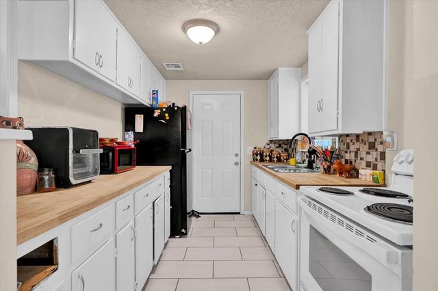 1645 Lariet Lane, Del City, OK 73115