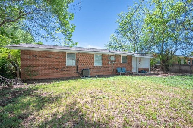 1645 Lariet Lane, Del City, OK 73115