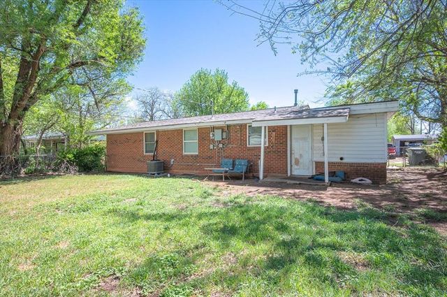 1645 Lariet Lane, Del City, OK 73115