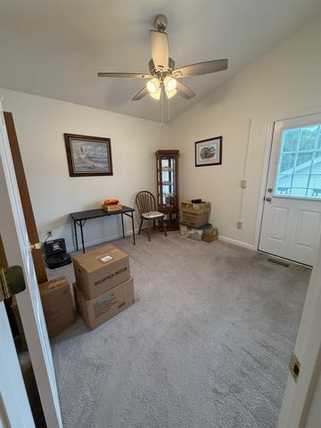 105 Palm Drive, Huntington, WV 25705