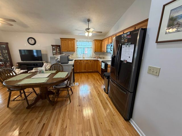 105 Palm Drive, Huntington, WV 25705