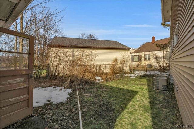 320 Fonda Drive, Cheektowaga, NY 14225