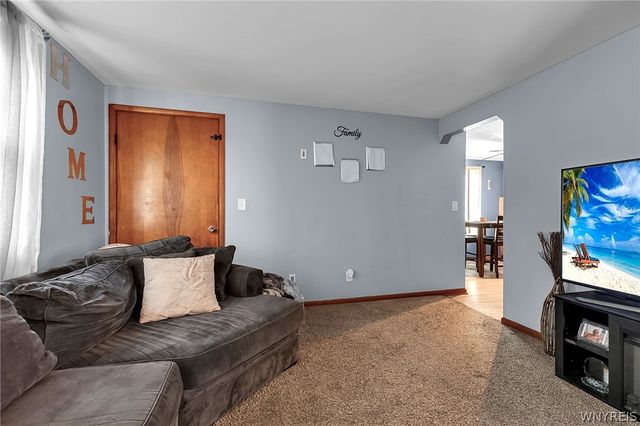 320 Fonda Drive, Cheektowaga, NY 14225