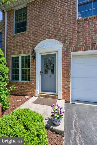 111 SILVER SCREEN DR, York, PA 17402